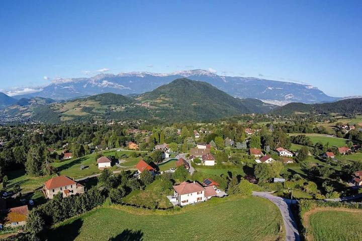 Villa pour 8 personnes, avec Balcon et Terrasse ainsi que Jardin et Vue dans l' Isère - 3