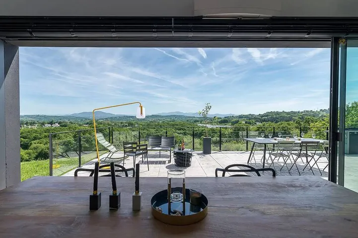 Ferienhaus für 5 Personen, mit Garten und Balkon - 1