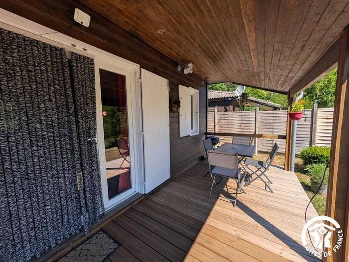 Gîte pour 2 personnes, avec Jacuzzi et Terrasse ainsi que Jardin et Sauna à La Salvetat-sur-Agout - 2