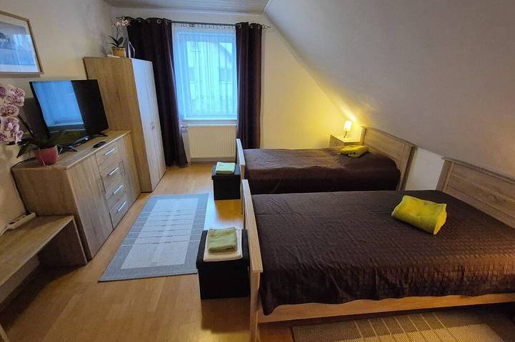 Appartement entier, Grande nouvelle. 4 Chambre-appartement à Neubrandenburg in Neuenkirchen (Mecklenburg), Mecklenburg-Strelitz