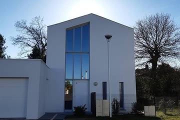 Location de vacances pour 4 personnes, avec terrasse et jardin à Tosse