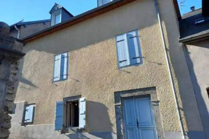 Location de vacances pour 9 personnes à Viella (Hautes-Pyrénées)