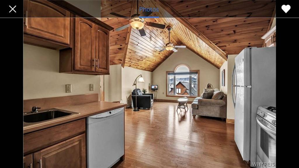 Gorgeous cottage on Silver Lake. Golfing, boating, hiking and more! in Wyoming County