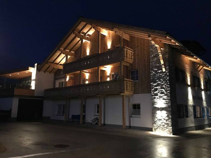 Das Edelweiss - Budget Zimmer Litnis in Grän, Allgäuer Alpen (Österreich)