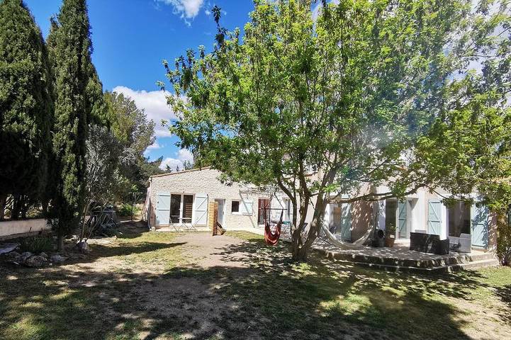 Location de vacances pour 4 personnes, avec jardin et terrasse dans Couronne Vieille