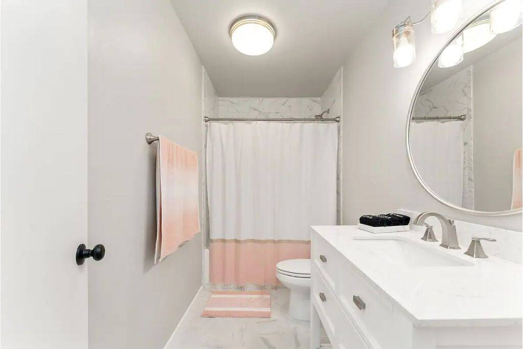 Self Check-in / Full kitchen / Central location in Lubbock, Lubbock County