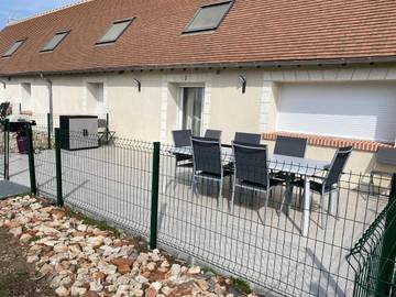 Location de vacances pour 8 personnes, avec terrasse et jardin à Romorantin-Lanthenay