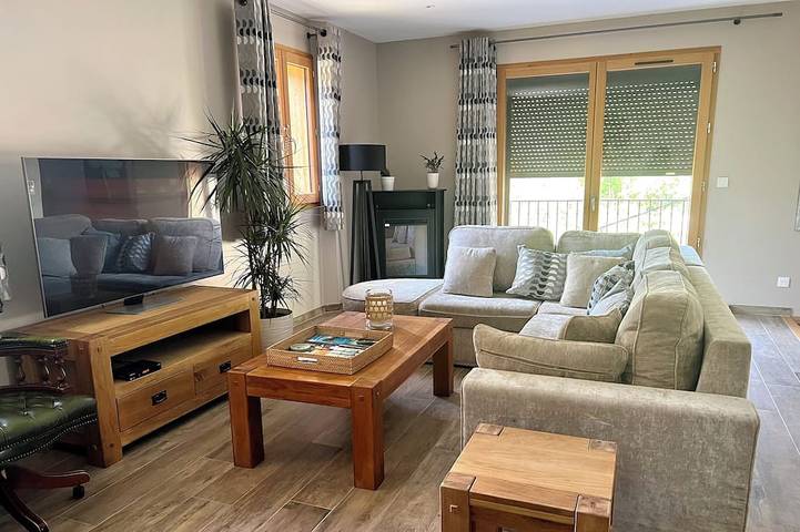 Gîte pour 4 personnes, avec Jardin à Marlens