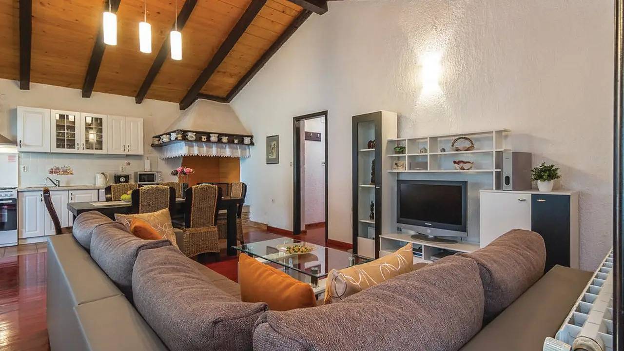 Ferienhaus für 6 Personen (104 m²) in Sveti Lovreč in Sveti Lovreč Pazenatički, Zentralistrien