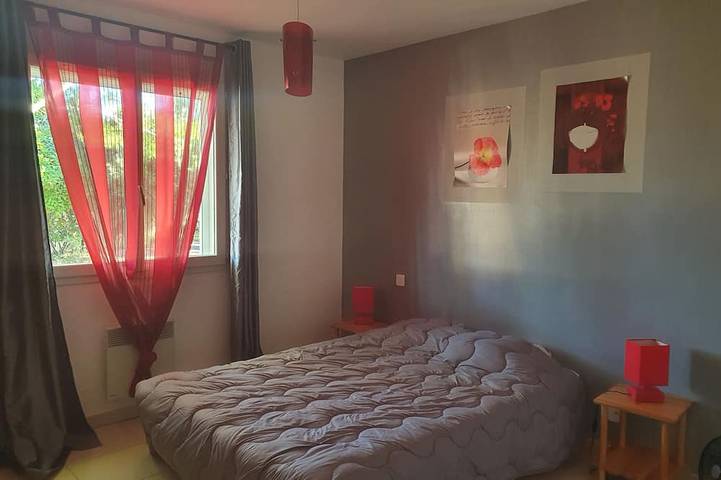 Location de vacances pour 10 personnes, avec terrasse et jardin à Mirepeisset - 2