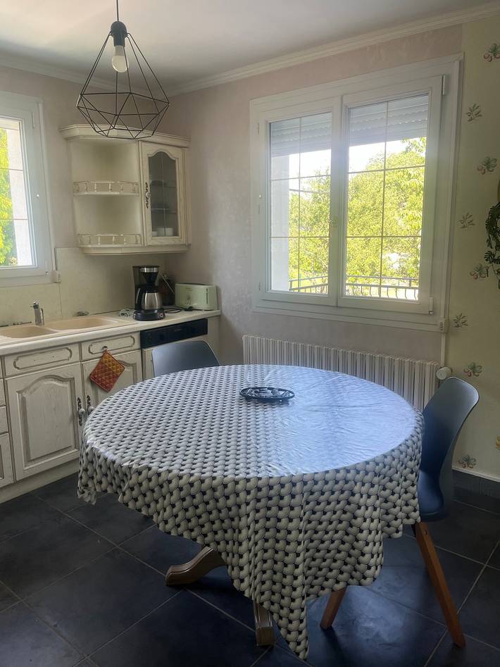 Villa „Gîte Aux Anges 51“ mit privatem Pool und eigenem Garten in Thiéblemont-Farémont, Marne