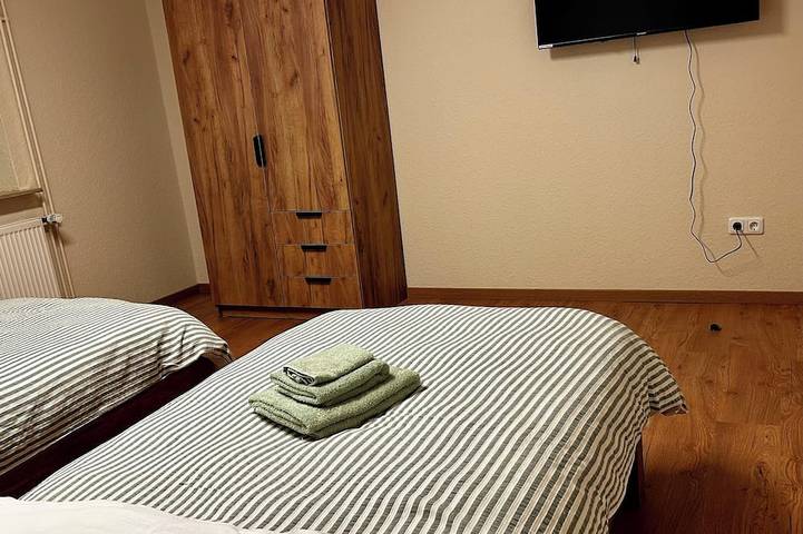 Appartement entier, Fewo Unterm Stein - Hänsel & Gretel - 2 sleep. in Alheim, Mittleres Fuldatal Region