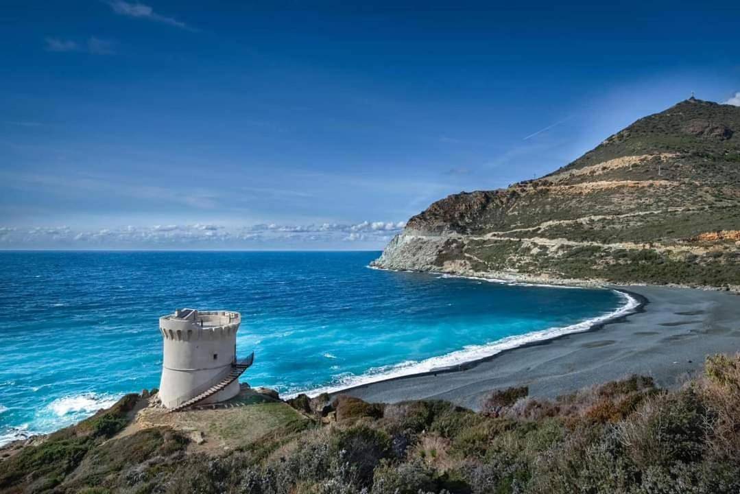 Appartement entier, One-Bedroom Apartment in Canari, Cap Corse