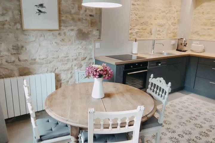 Gîte pour 6 personnes, avec jardin à Sainte-Honorine-des-Pertes