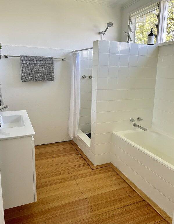 Holiday home for 10 people, with garden and balcony in Portsea