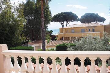 Agriturismo pour 6 personnes dans Plage Pardigon Beach Cavalaire Sur Mer