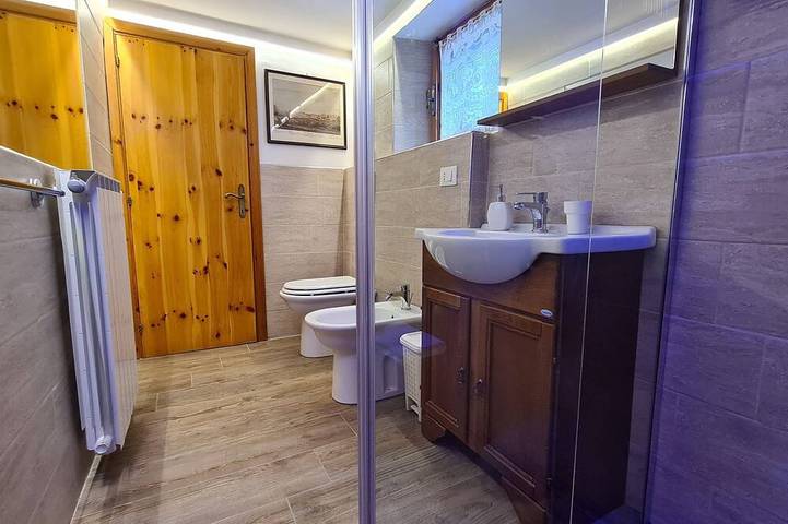 Location de vacances pour 7 personnes, avec jardin et jacuzzi, animaux acceptés à Fabriano - 3