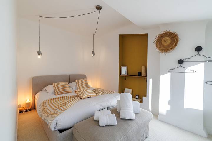 Gîte pour 4 personnes, avec balcon dans Place Massena - 3