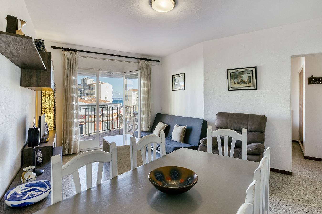 Apartamento entero, Apartamento 'Sol Y Mar 2 Dorm Playa Riells' con balcón in La Escala, Alt Empordà