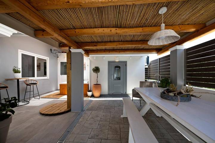 Ferienhaus für 8 Personen, mit Whirlpool und Balkon - 1