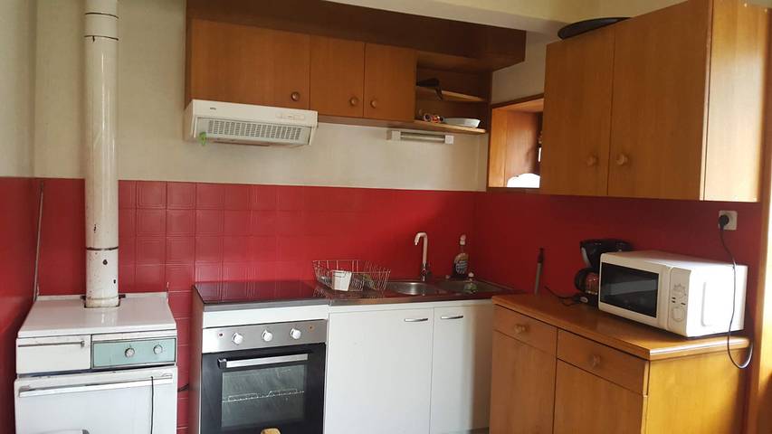 Gîte pour 4 personnes, avec terrasse à Montricher-Albanne - 3