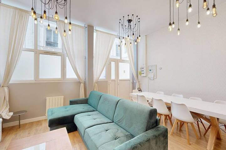 Gîte pour 10 personnes, animaux acceptés dans Gare Du Nord Paris