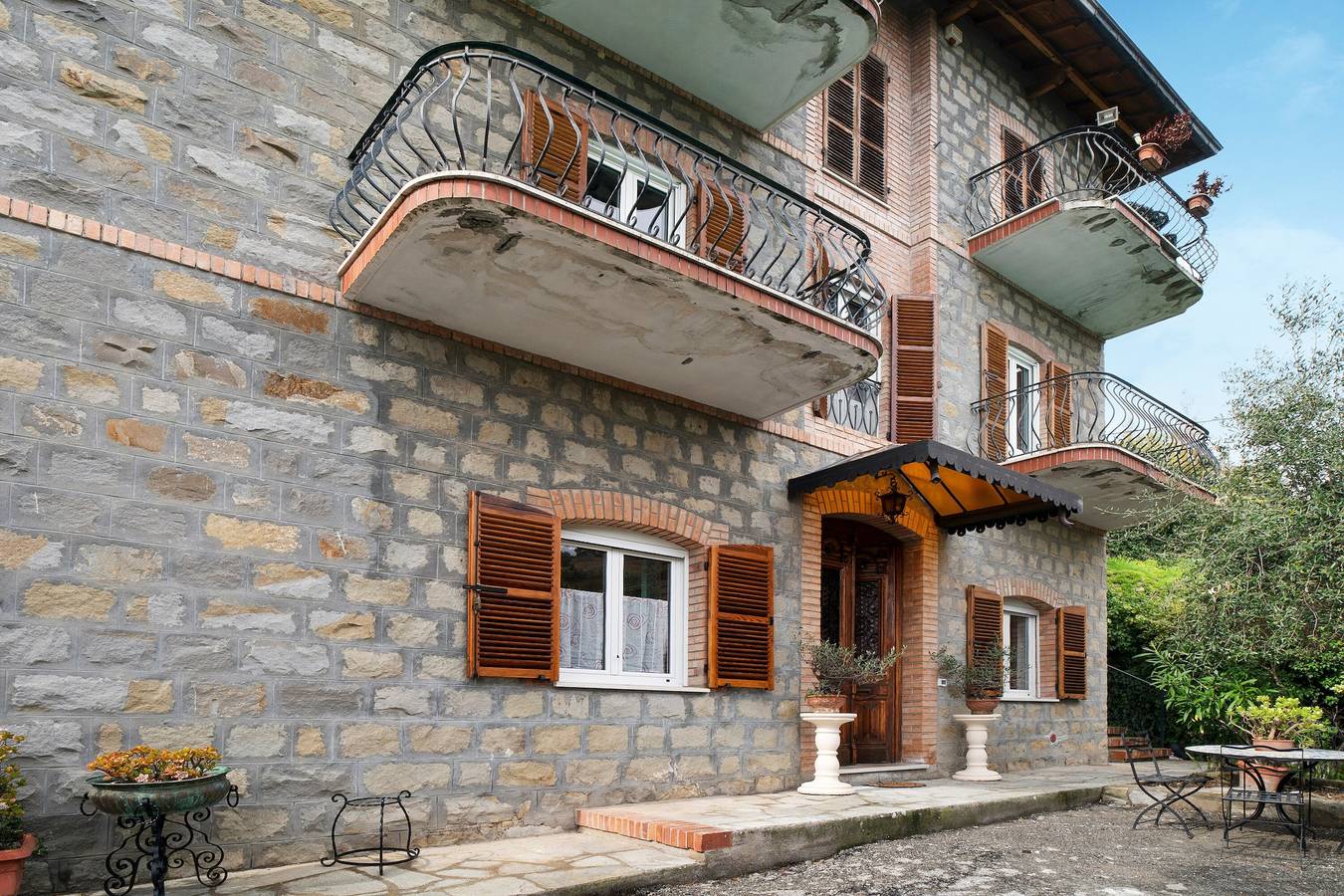 Cały apartament, Apartment 'Appartamento In Villa La Baronessa' with Private Garden and Wi-Fi in Gmina Sanremo, Riviera di Ponente