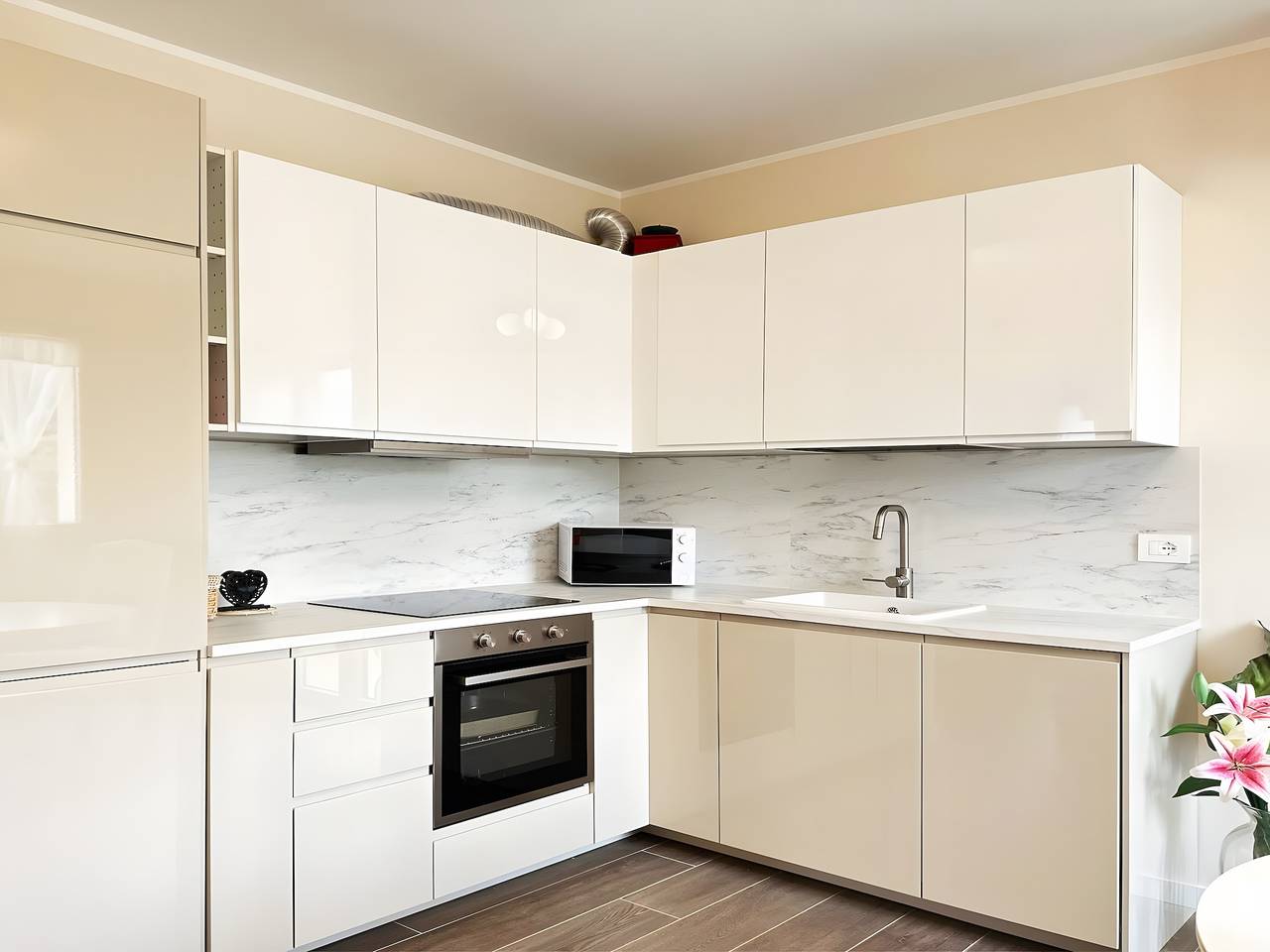 Ganze Wohnung, Elegante Wohnung am Lago d'Iseo mit Seeblick, Wlan, Klimaanlage, Terrasse in Paratico, Franciacorta