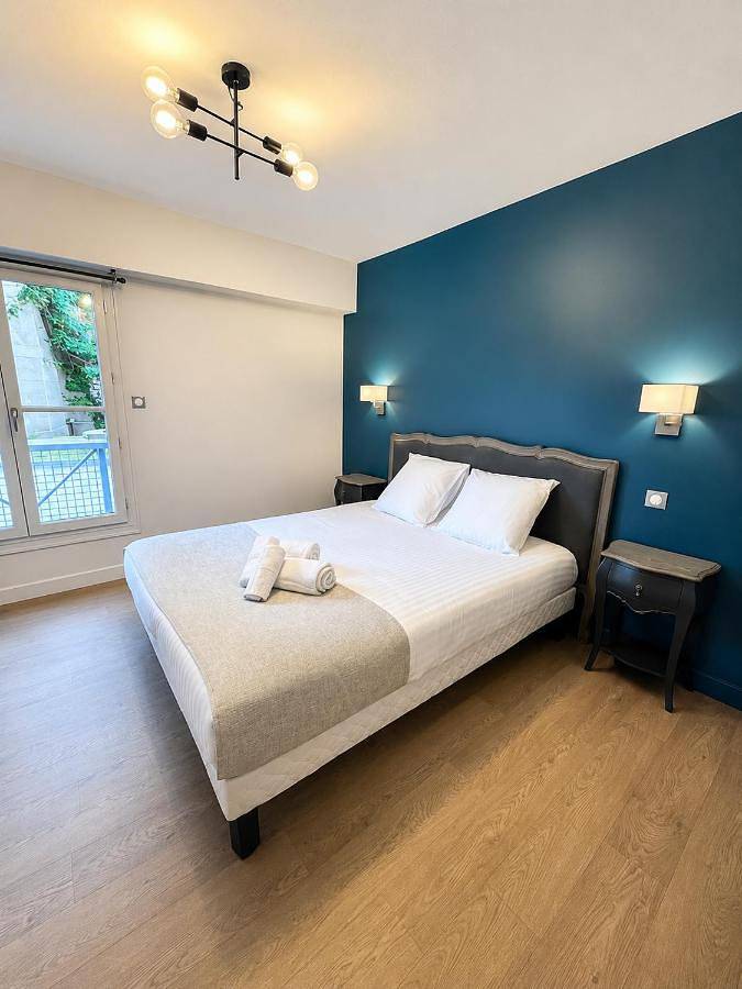 Hôtel pour 2 personnes, avec jardin dans Cosne-d'Allier - 2
