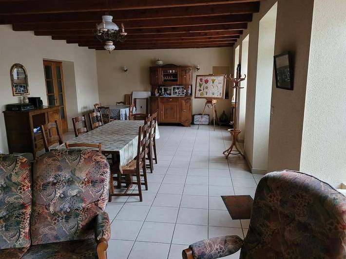 Location de vacances pour 7 personnes, avec jardin et terrasse à Saint-Amand-sur-Sèvre