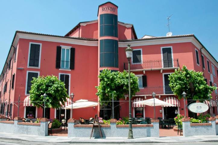 Hôtel pour 3 personnes, avec terrasse, animaux acceptés