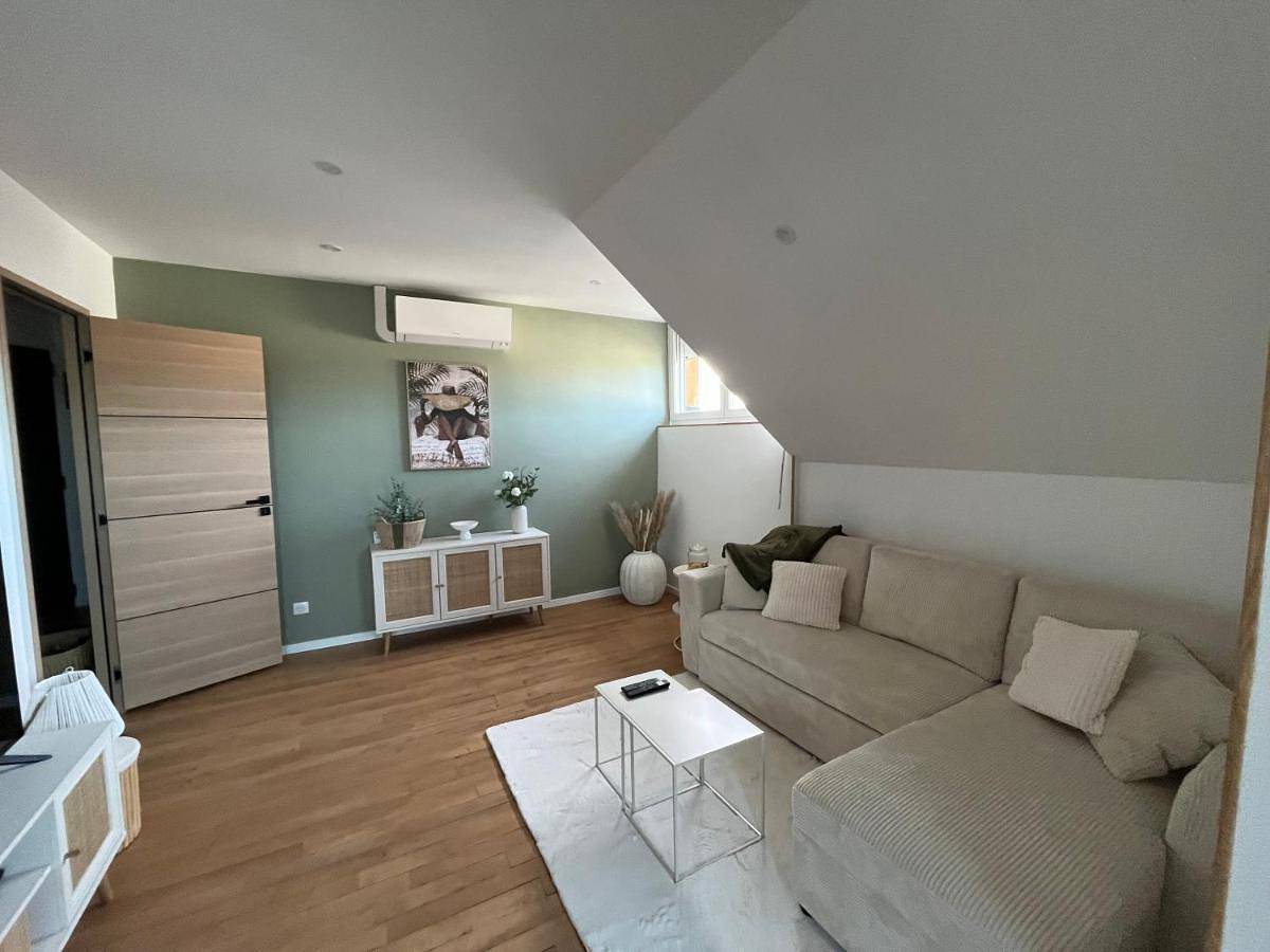 Appartement entier, Appartement type T2 Il Giardino Sospeso in Le Creusot, Région d'Autun