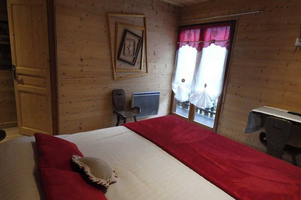 Chalet Aubier spa sauna at Domaine du Fraizier Thônes in Thônes, Annecy region