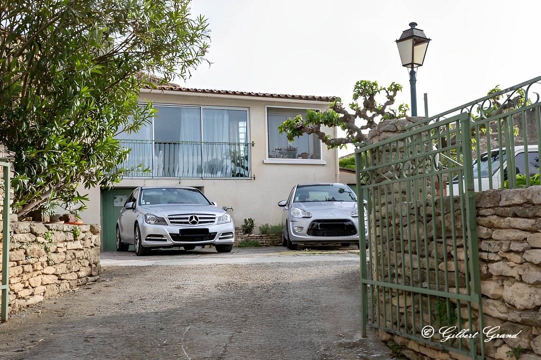 Chez Maguy - Chambre 2 in Robion, Parc naturel régional du Luberon