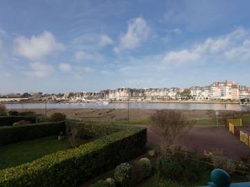 Appartement De Vacances pour 4 Personnes dans Saint-Sauveur-de-la-Mer, Côte Fleurie, Photo 1