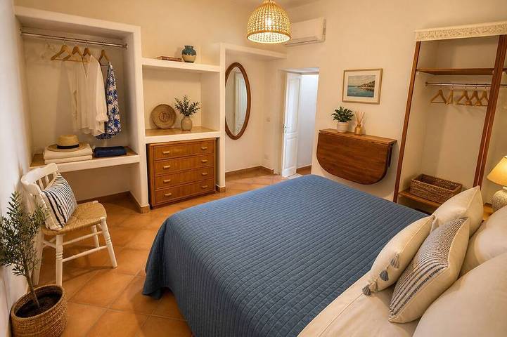Positano Villa with Sea View Terrace – Walk to Beach & Town - Amalfi Coast in Spiaggia Fornillo, Positano