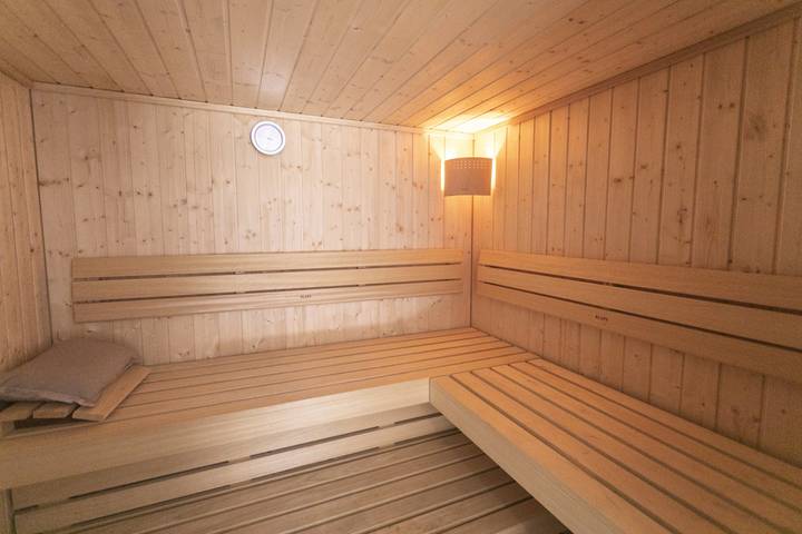 Location de vacances pour 55 personnes, avec Balcon et Jacuzzi ainsi que Terrasse et Jardin dans Région de Namur - 3