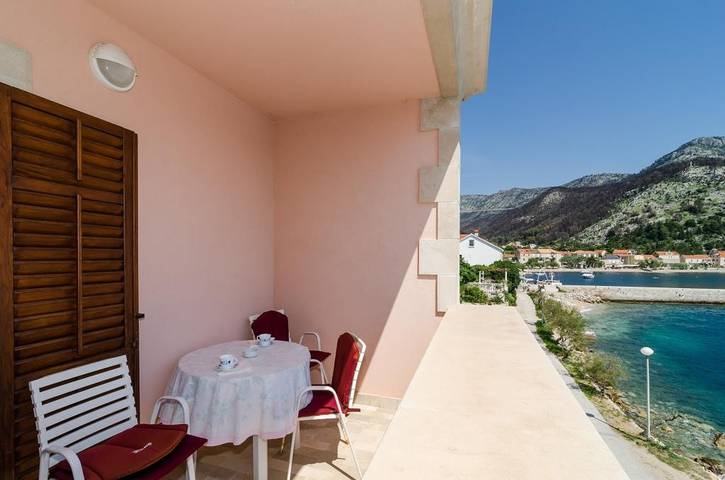 Studio für 3 Personen, mit Meerblick und Balkon auf Peljesac