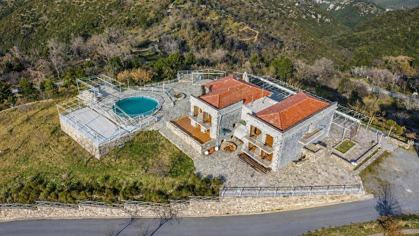 Hotel for 2 people, with Balcony and Terrace as well as Yard and View in Sparta Municipality