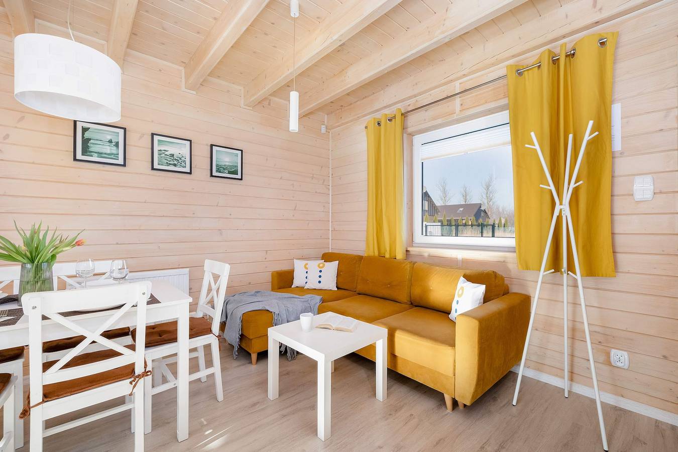 Ganze Wohnung, Ferienwohnung für 5 Personen mit Balkon/Terrasse in Grzybowo, Polnische Ostsee