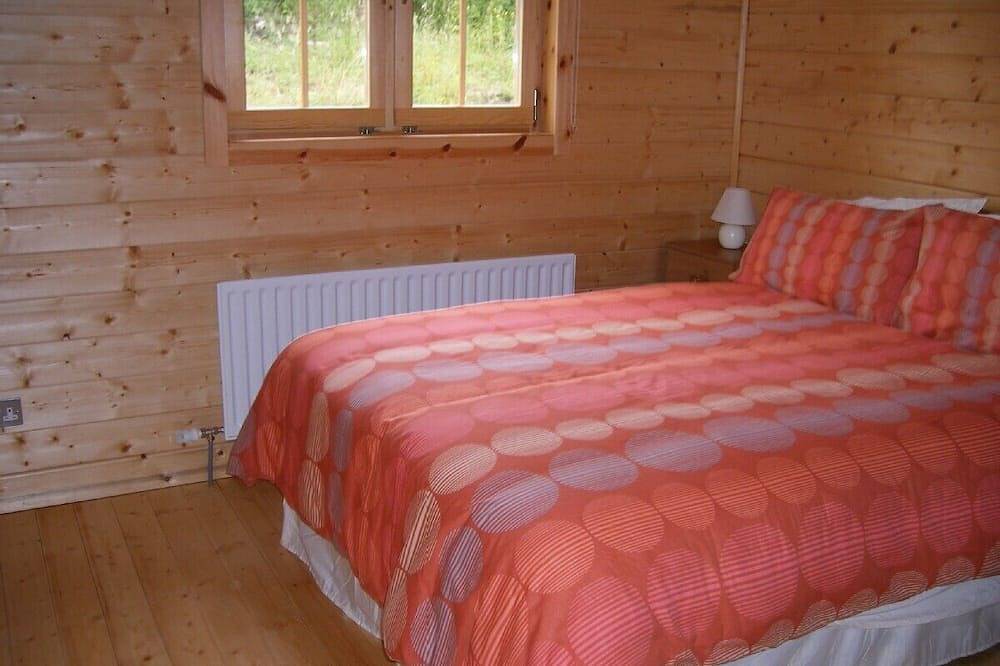 4 Star Self Catering lakeside holiday log cabin in County Monaghan Ireland in County Monaghan