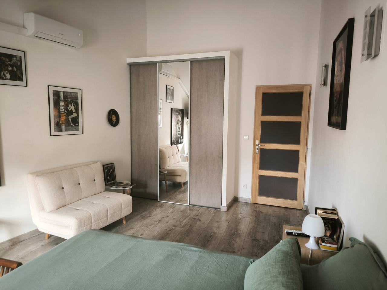 Zimmer 'Serge et Jane' mit privatem Pool, Wlan und Klimaanlage in Lespignan, Côte d'Améthyste