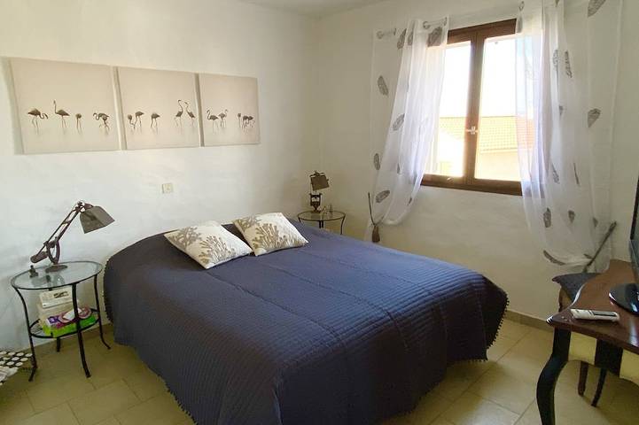 Location de vacances pour 9 personnes, avec terrasse et jardin dans Plage d'Agosta - 2