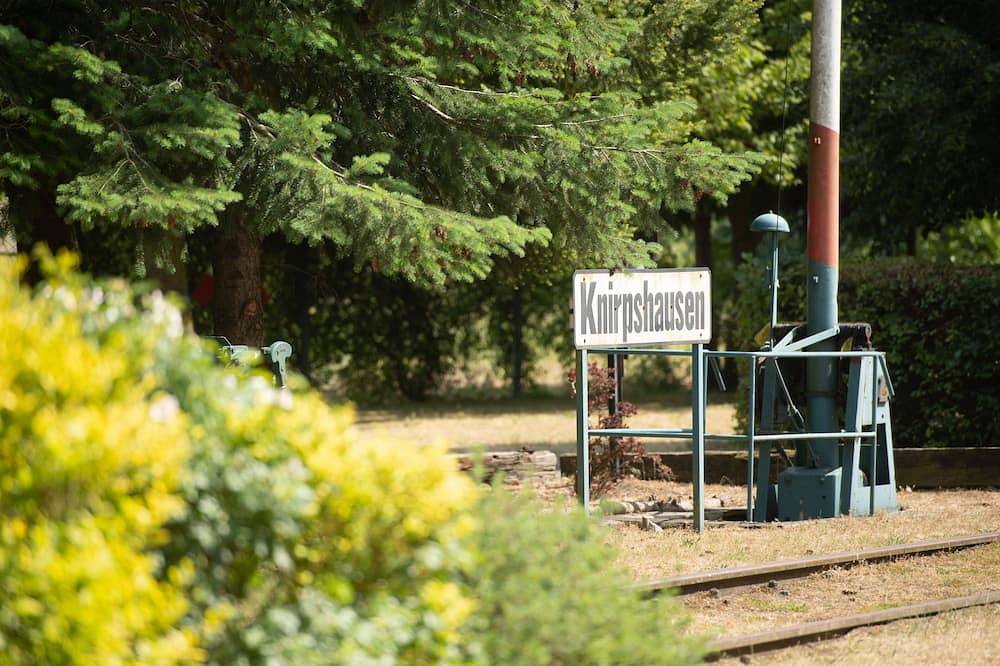 Ganze Wohnung, Gästehaus Besandung Ferienwohnung - Lokschuppen Pasewalk- Gästehäuser mit Dz, Ez in Pasewalk, Vorpommern