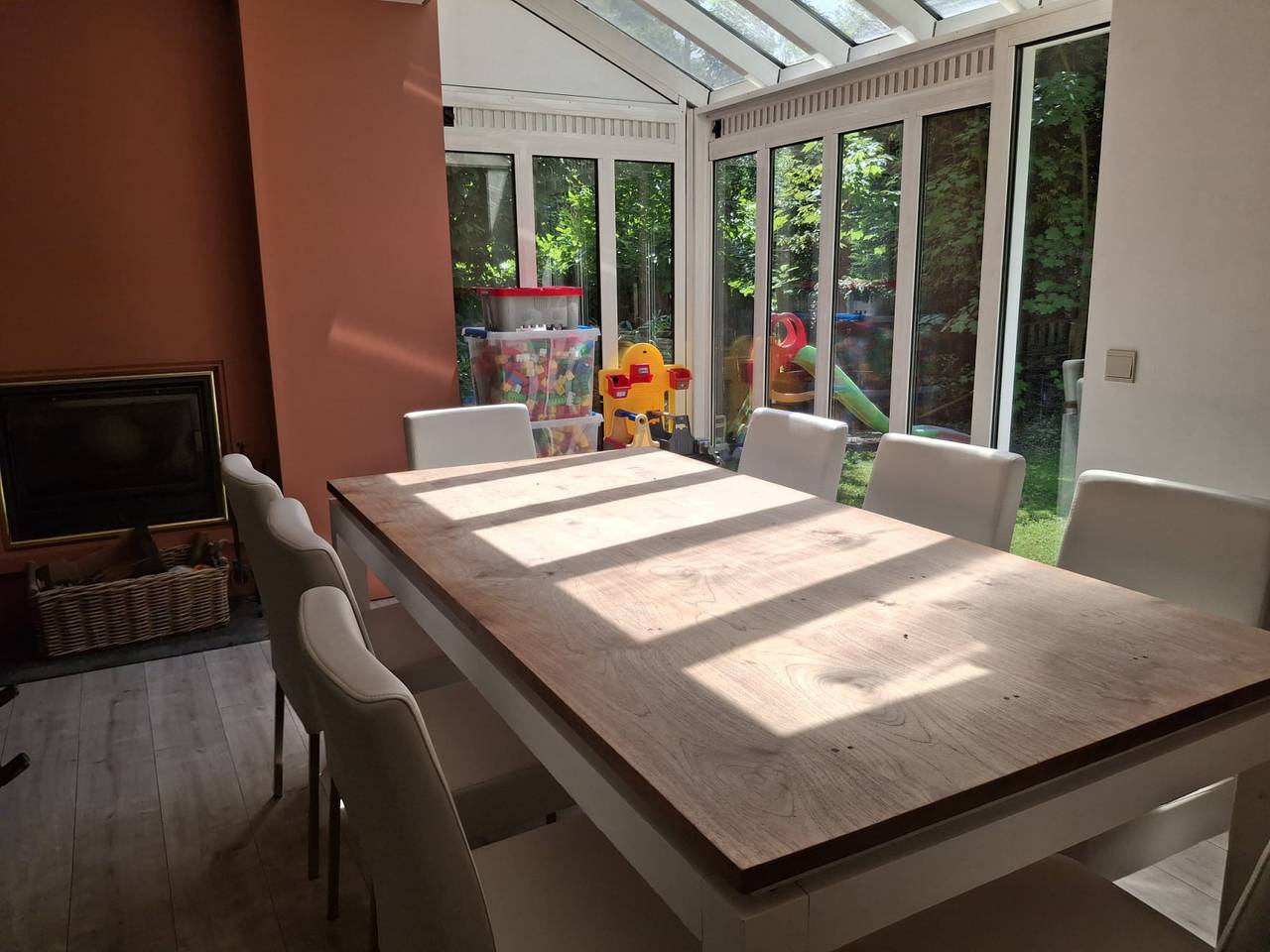 Schön gelegenes 8-Personen-Ferienhaus mit großem Garten in Ursel in Ostflandern