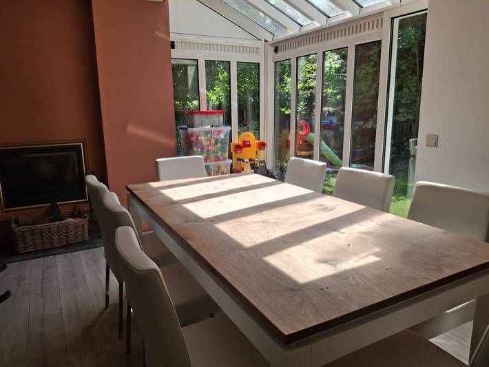 Schön gelegenes 8-Personen-Ferienhaus mit großem Garten in Ursel in Knesselare, Ostflandern