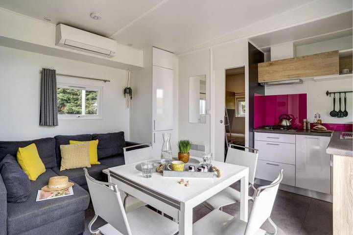 Mobil home pour 5 personnes, avec terrasse ainsi que piscine et jardin, adapté aux familles à Portiragnes - 4