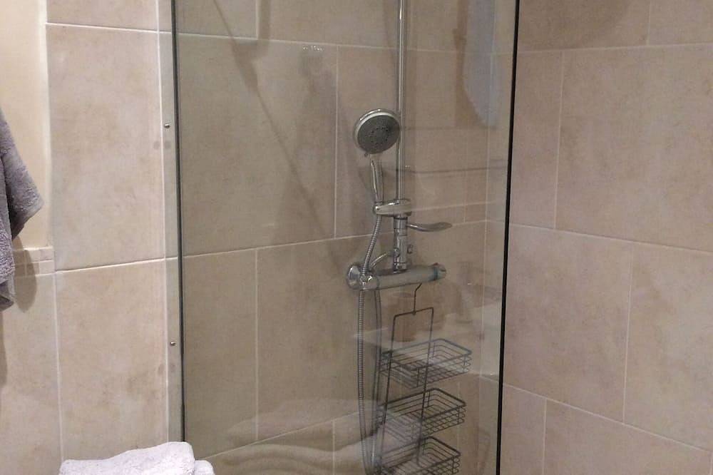 Entire apartment, Two bedroom ground floor apartment, quiet location, ideal for young families. in Domme, Périgord Noir