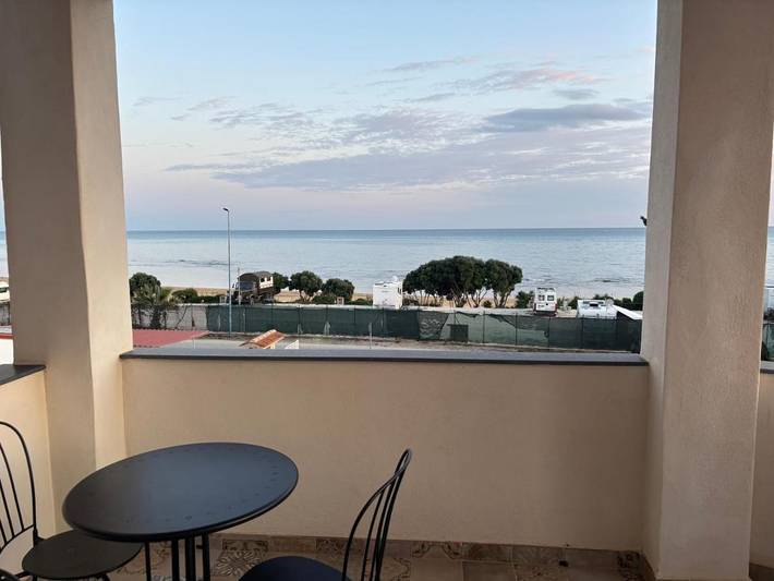 B&b per 2 persone, con piscina e terrazza in Porto Empedocle