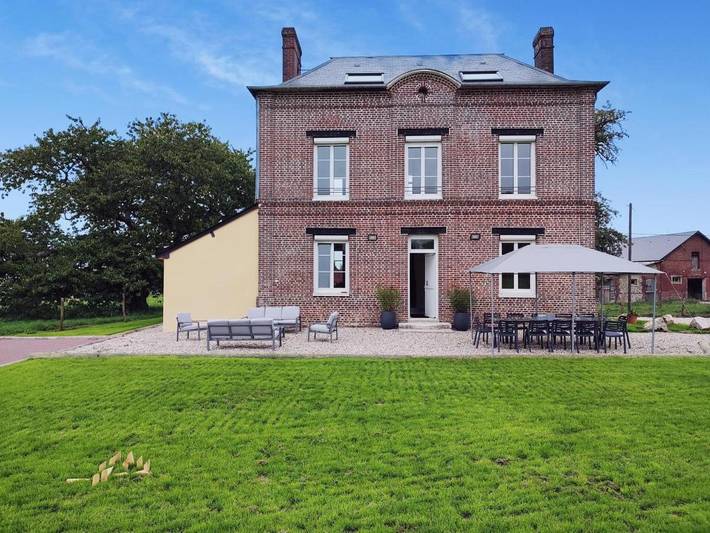 Location de vacances pour 12 personnes, avec jardin à Saint-Pierre-de-Varengeville